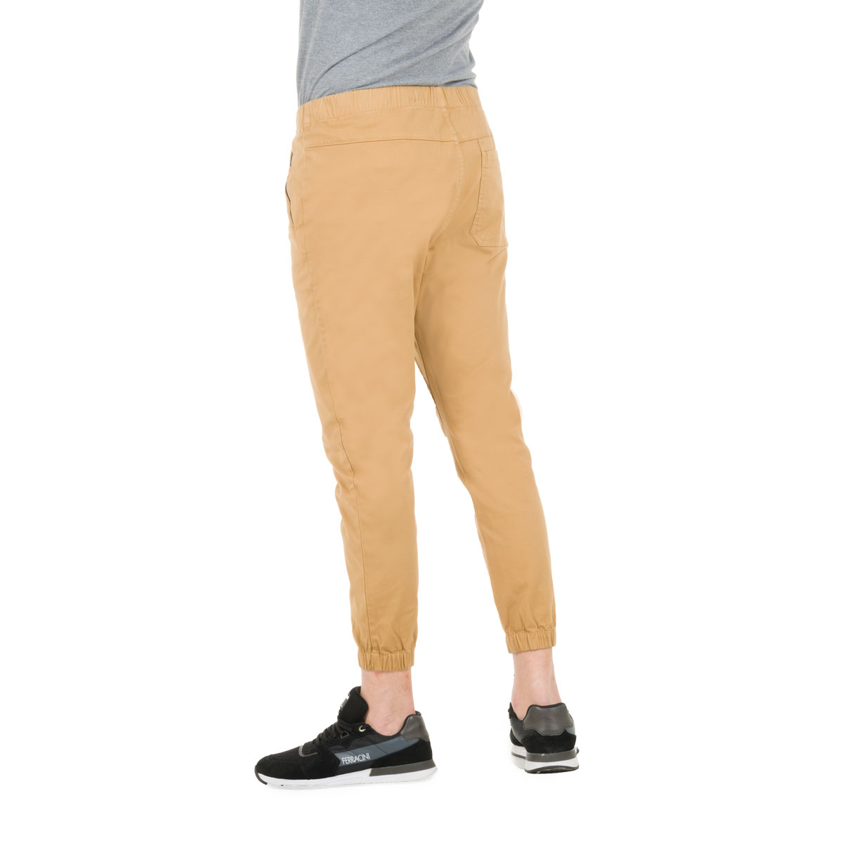 Jogger camel
