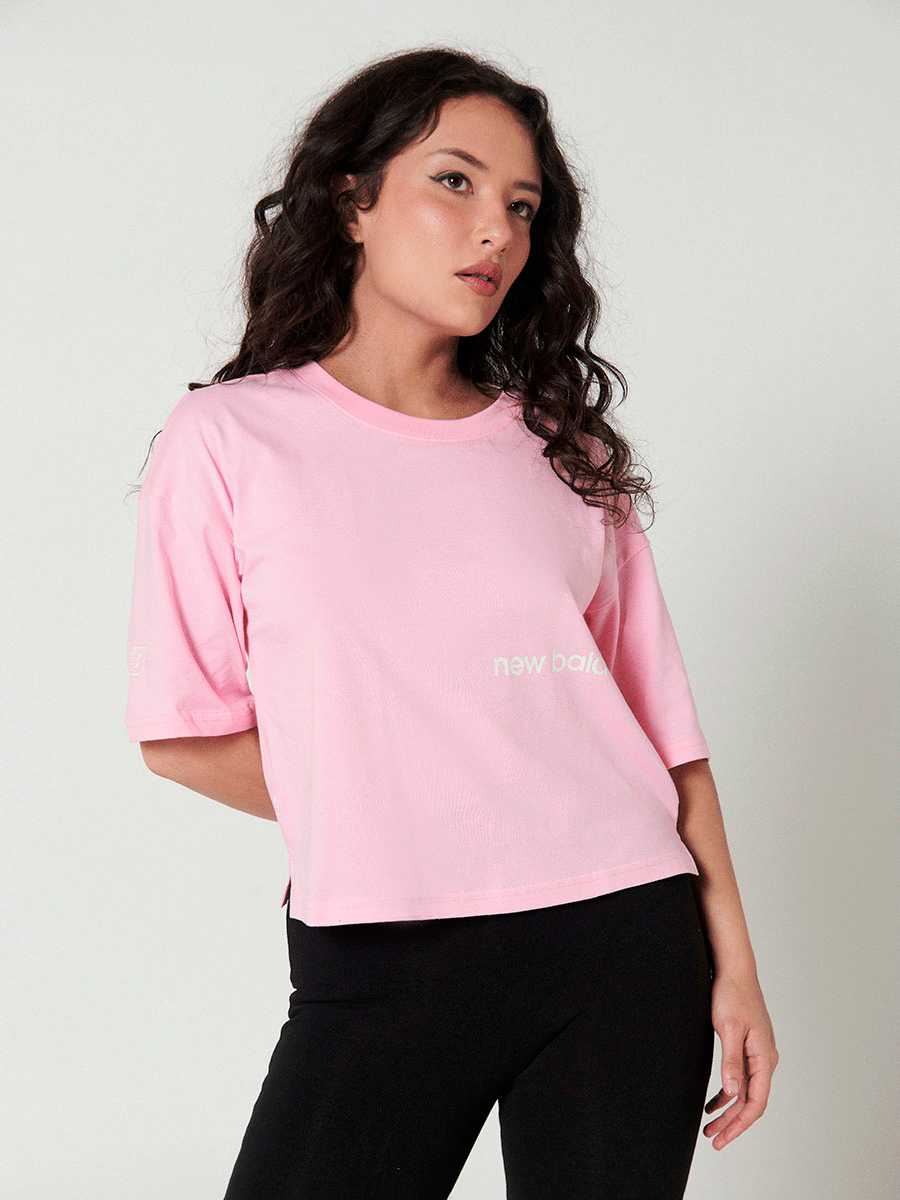 New Balance - Camiseta Essentials Graphic Tee
