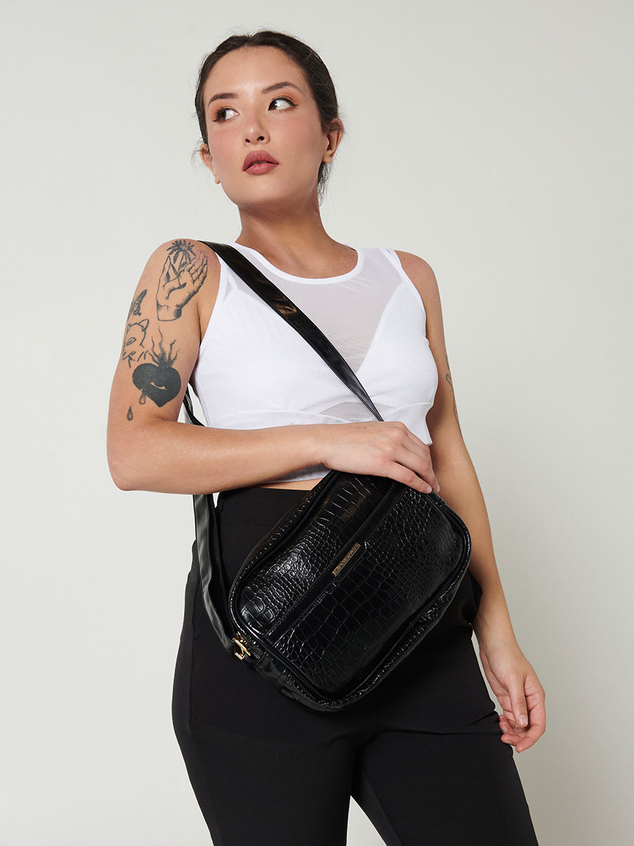 Cartera ovalada